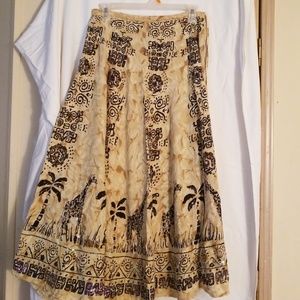 Full skirt with giraffe pattern and embellishments